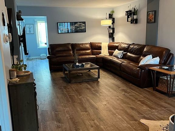 2nd image of 788 Overland Ct