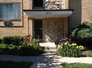 5024 Searle Pkwy FL 2ND, Skokie, IL 60077