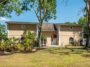 5855 Ravenwood Dr, Sarasota, FL 34243