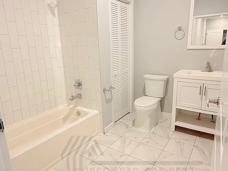 54 Pearl St — Photo 6