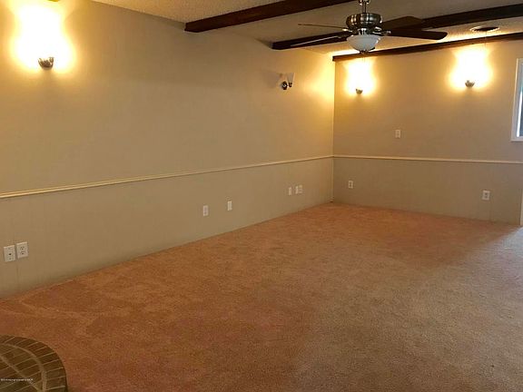 3rd image of 1015 Shelley Dr