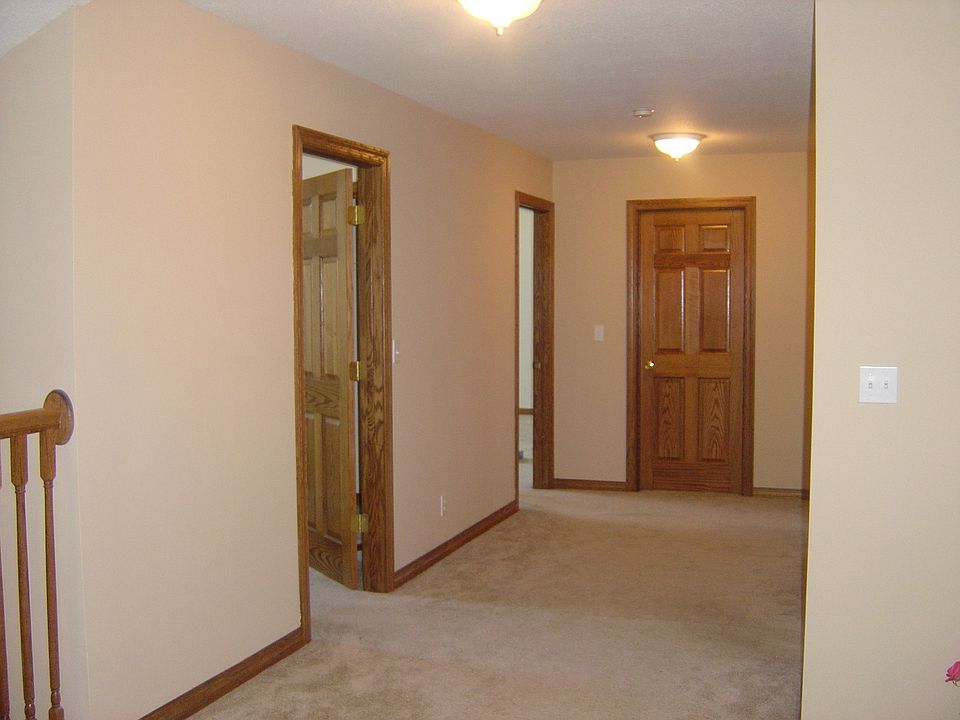 2nd floor hallway