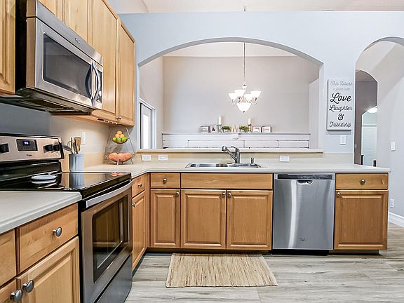 5th image of 9349 Cove Point Cir