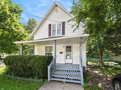 117 S Harrison St, Berrien Springs, MI, 49103