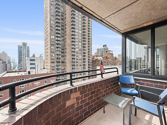 3rd image of 455 E 86th St APT 17E