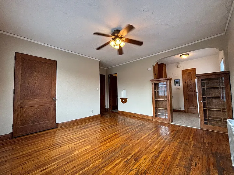 995 Grand Ave — Photo 8