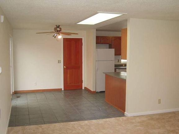 Dining Rm
