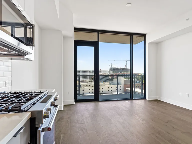 Seven88 West Midtown — Photo 23