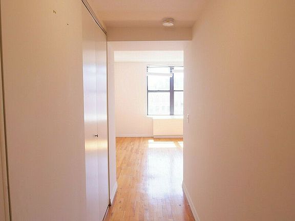 4th image of 94 E 4th St APT 809