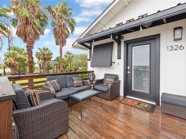 1326 Ross Ave, Port Aransas, TX 78373