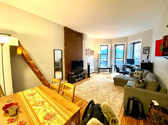 Rented by Corcoran | media 1