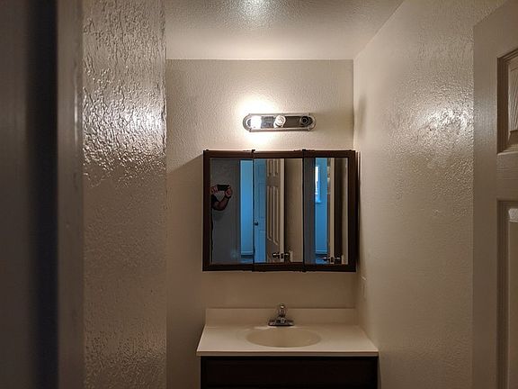 4th image of 8747 Kelley Dr