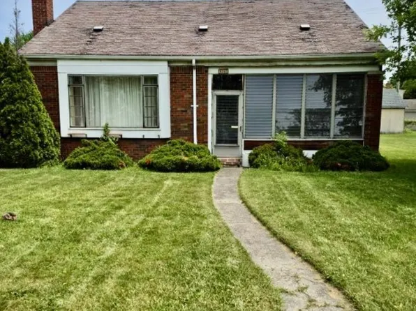 29290 Utica Rd, Roseville, MI 48066