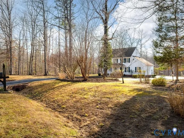 2045 Eastwood Ridge Dr, Moseley, VA 23120