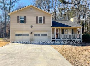 2280 Castle Royale Dr, Lawrenceville, GA 30043