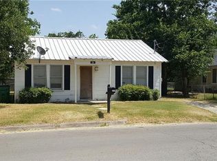 254 W Frey St, Stephenville, TX 76401