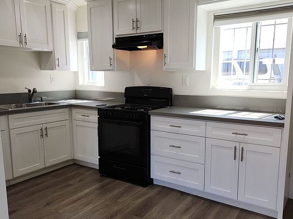 5th image of 2666 Atlantic Ave #2668