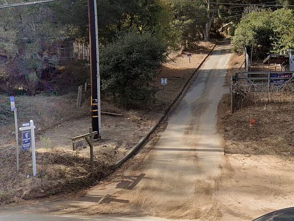 4th image of 1976 San Miguel Canyon Rd