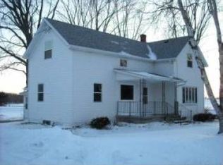 7686 Center Rd, Neenah, WI 54956