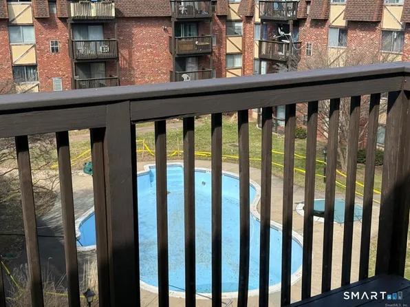 1274 East Main Street #D12, Meriden, CT 06450