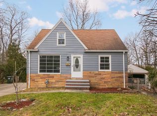 3426 W Ridgewood Dr, Parma, OH 44134