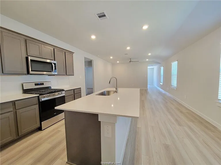 1232 Amistad Loop — Photo 5