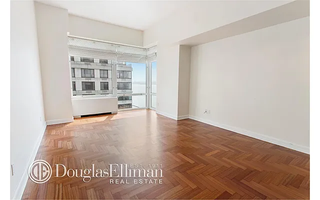 Rented by Douglas Elliman | media 4