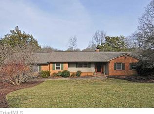 3139 Shannon Dr, Winston Salem, NC 27106