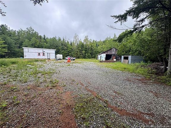 2nd image of 27 Damascus Rd