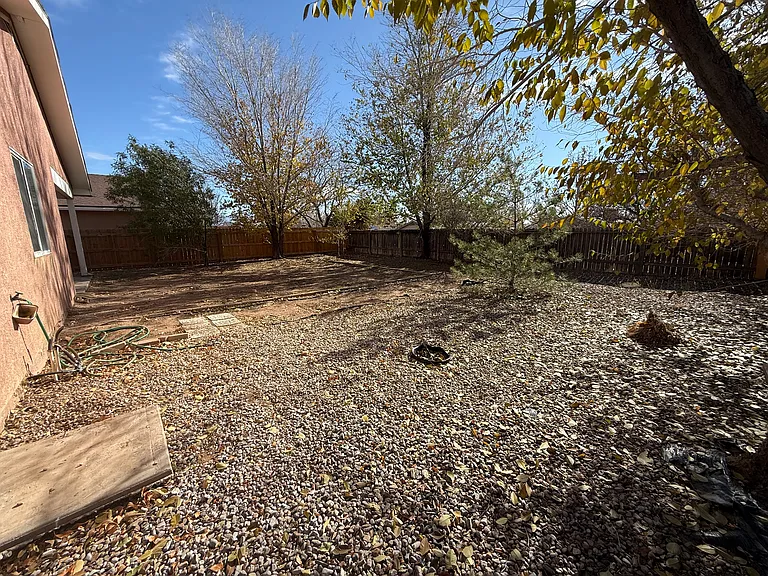 920 Somerset Meadows Dr NE — Photo 18
