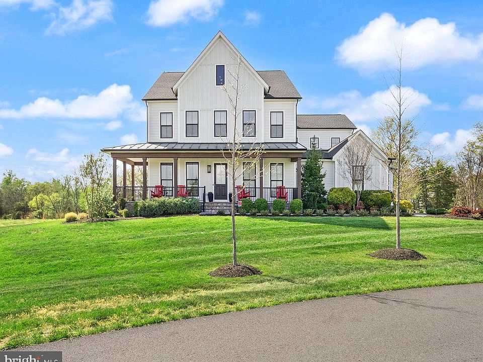 1st image of 23385 Walking Woods Ln