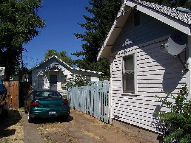 1st image of 804 1/s 9th Ave