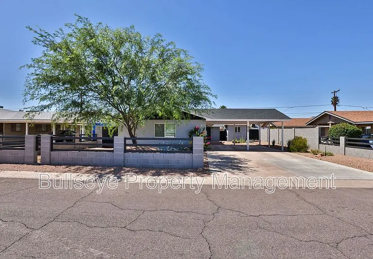 825 E Alice Ave #B — Photo 1