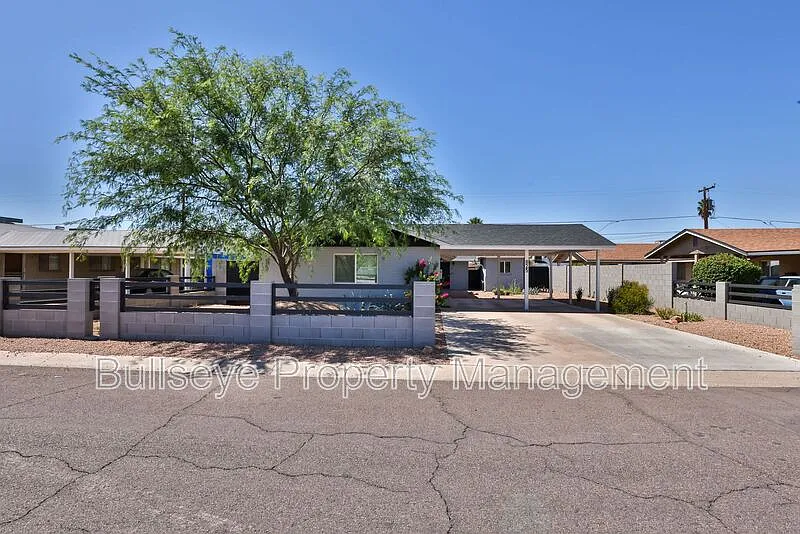 825 E Alice Ave #B