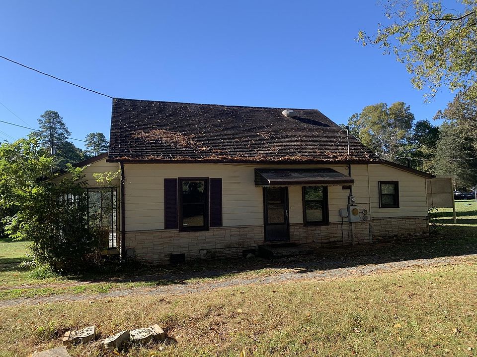 2nd image of 600 Orange Heights Loop