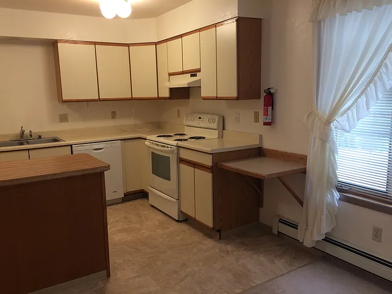 700 W 47th Ave #1 — Photo 5