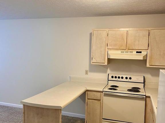 4th image of 801 E Main St APT 30