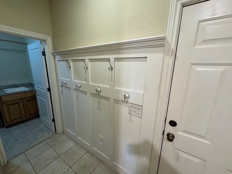 407 Lyndal Ln — Photo 39