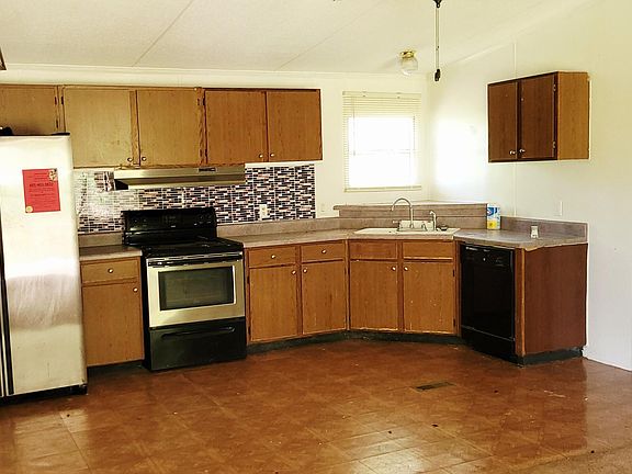 3rd image of 1616 Ceasar Rd