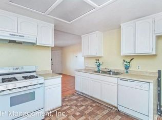 10933 Aztec Ln APT D, Adelanto, CA 92301