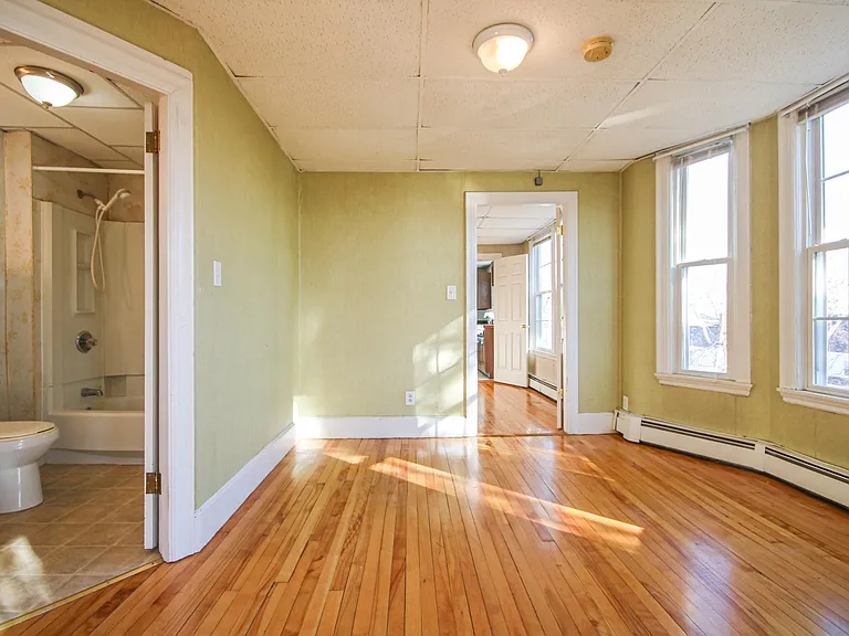29 Saint Lawrence St #2 — Photo 27