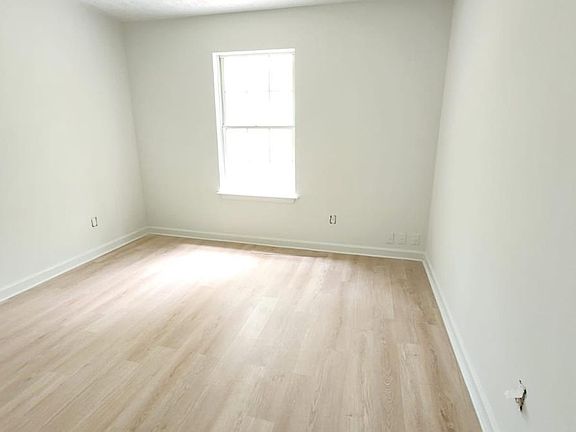 5th image of 1181 Vintage Pointe Dr