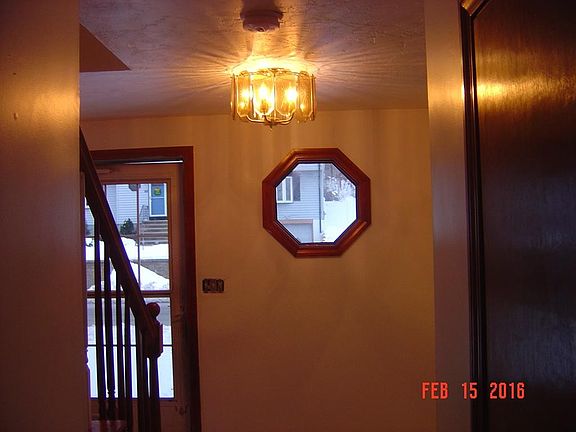 4th image of 51 Boylston St
