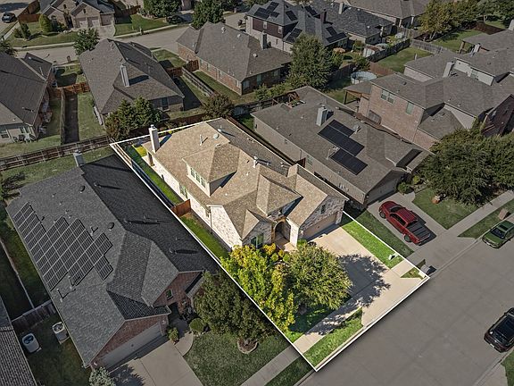 3rd image of 613 Ricochet Dr