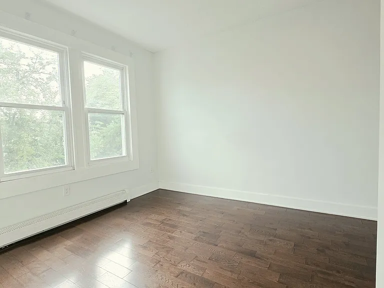 181 Lexington Ave #2E — Photo 4