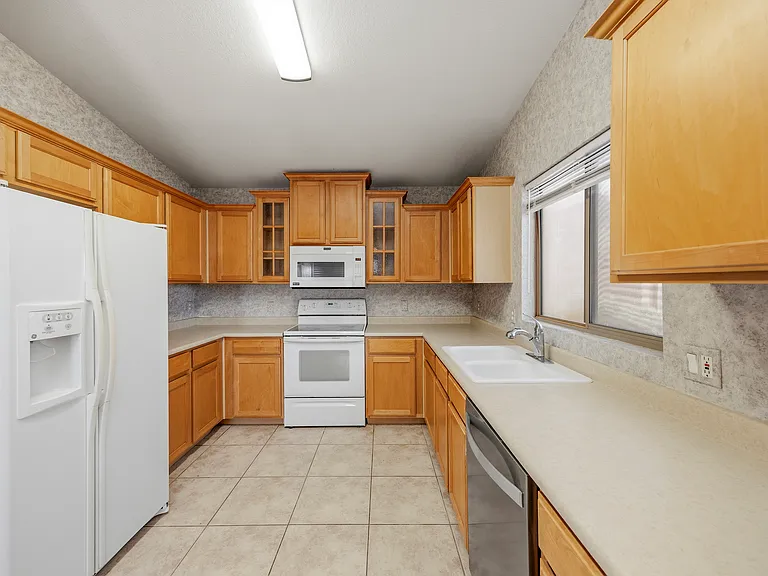 40301 N Fazio St — Photo 7