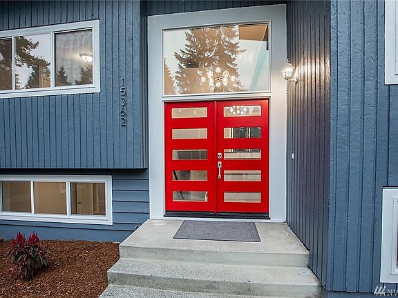 4th image of 15362 NE 202nd St