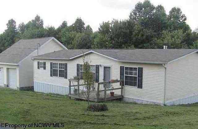 1st image of 213 Blueberry Ln