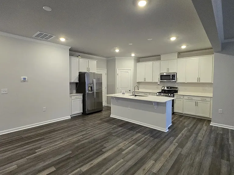 329 Glacier Lake Dr — Photo 5