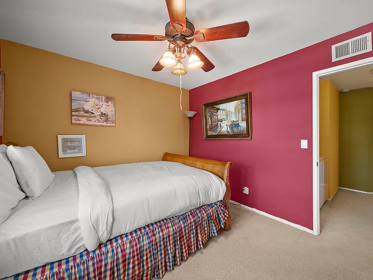 25685 Lupita Dr — Photo 20